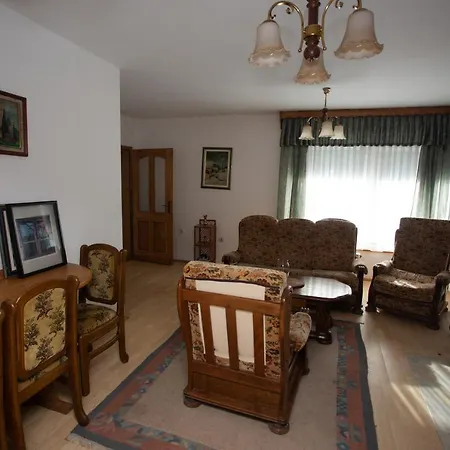 Kuca Goranga Villa