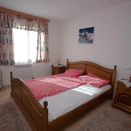 Kuca Goranga Villa *